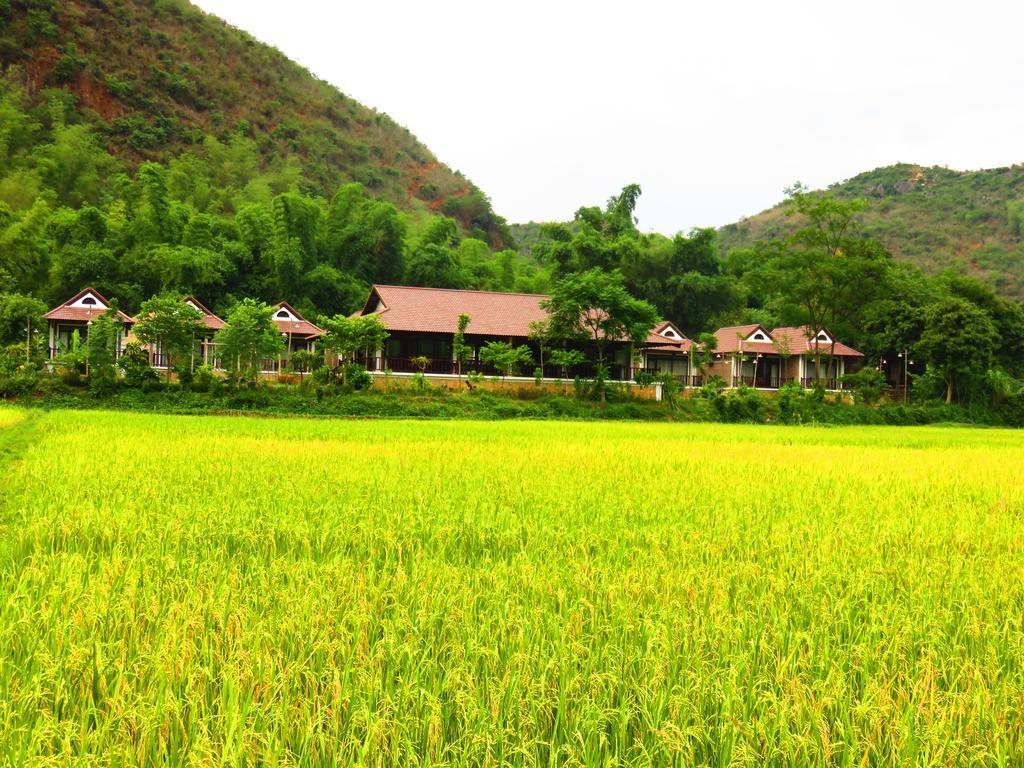Sol Bungalows Hotel Mai Chau Exterior foto